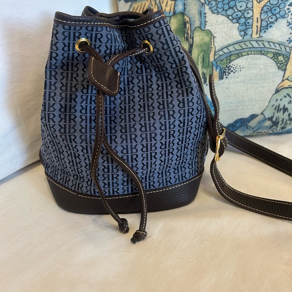 Pedro Rogado Small Bucket Travel Crossbody Bag Made In Spain Classic Luxury